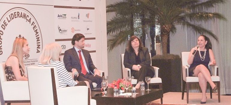 Liderança Feminina promove encontros